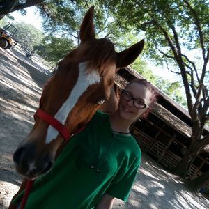 Meet your Posher, Vicky